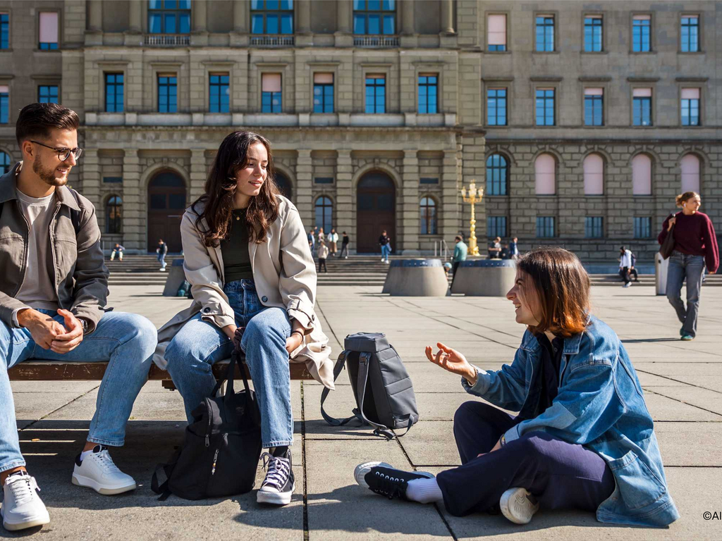 スイスで学ぶ image