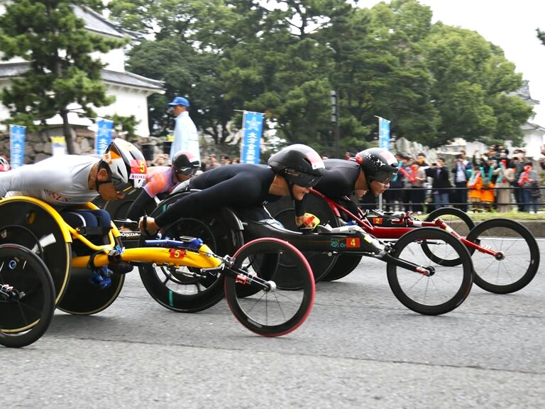 大分国際車いすマラソンとスイス image